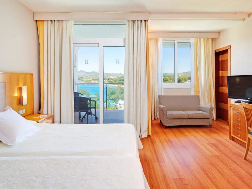 hipotels eurotel punta rotja