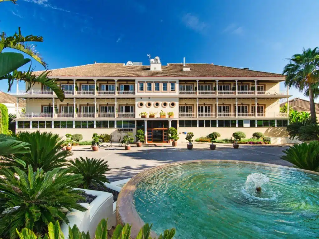 lindner hotel mallorca portals nous
